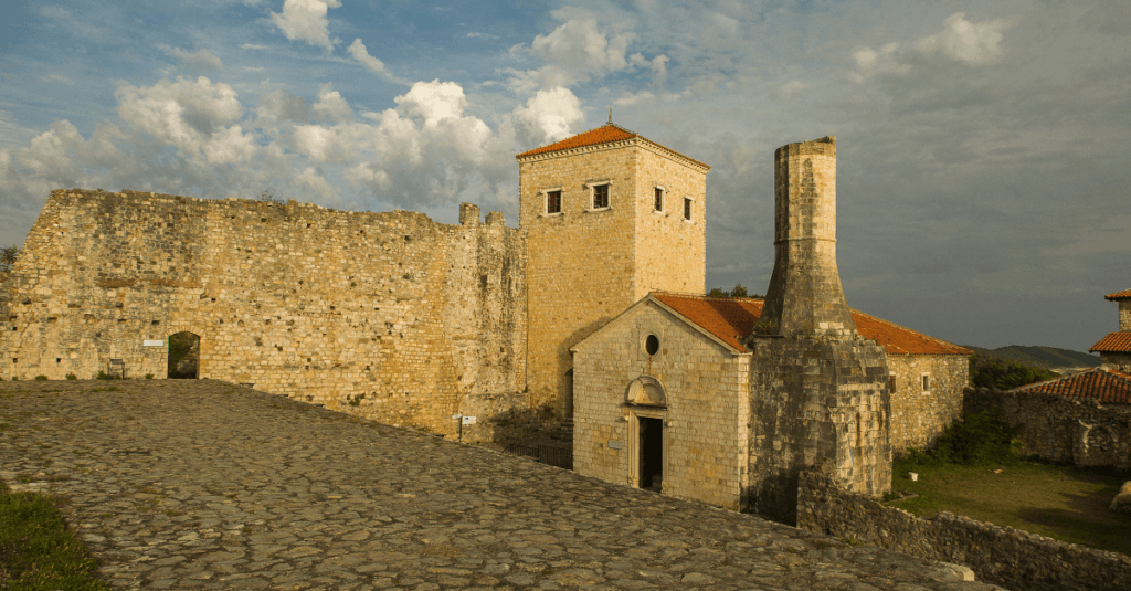 Montenegro.-Ulcinj.-Old-town