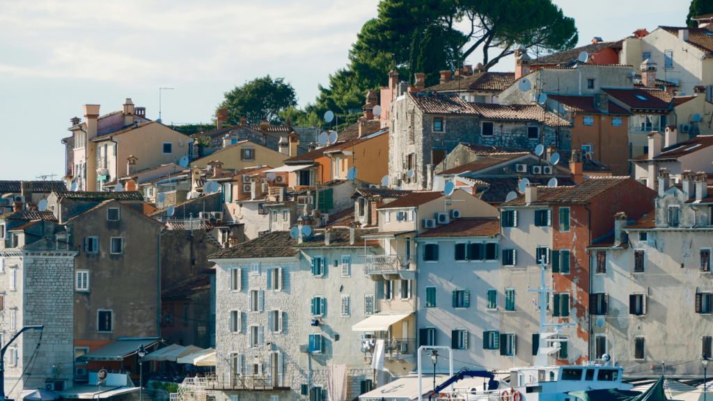 Charming-Coastal-Architecture-in-Rovinj-Croati